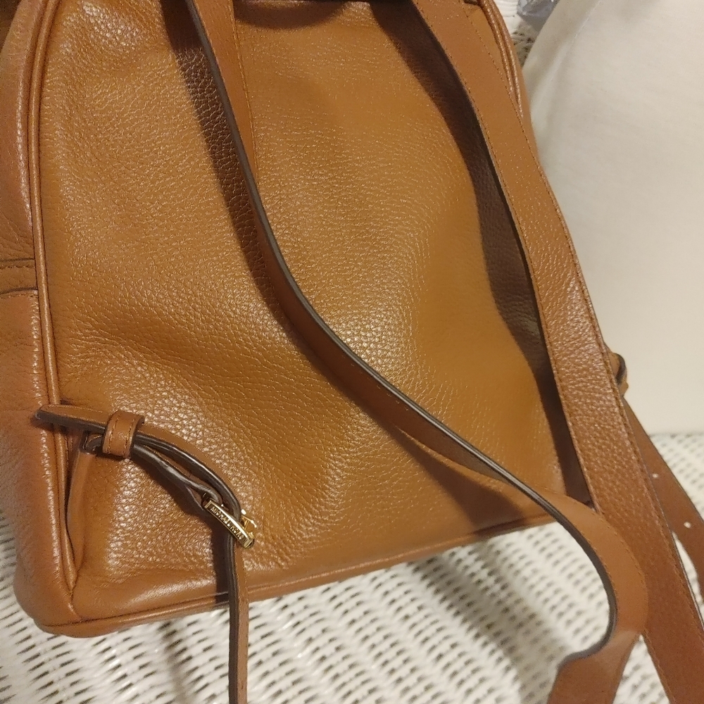 Michael Kors Abbey Studded Backpack w/keychain - Picture 5 of 9